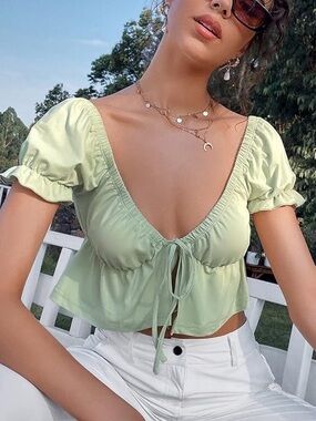 SHEIN Light Green Tie-Front Puff Sleeve Crop Top